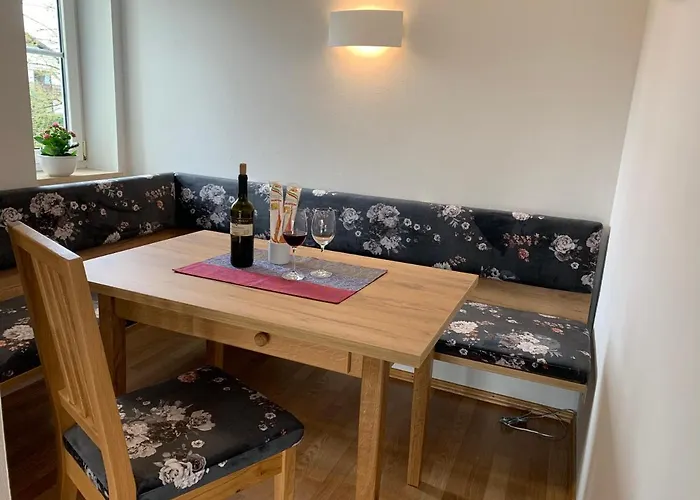 Appartementhaus Inntalblick * 巴特法兴格